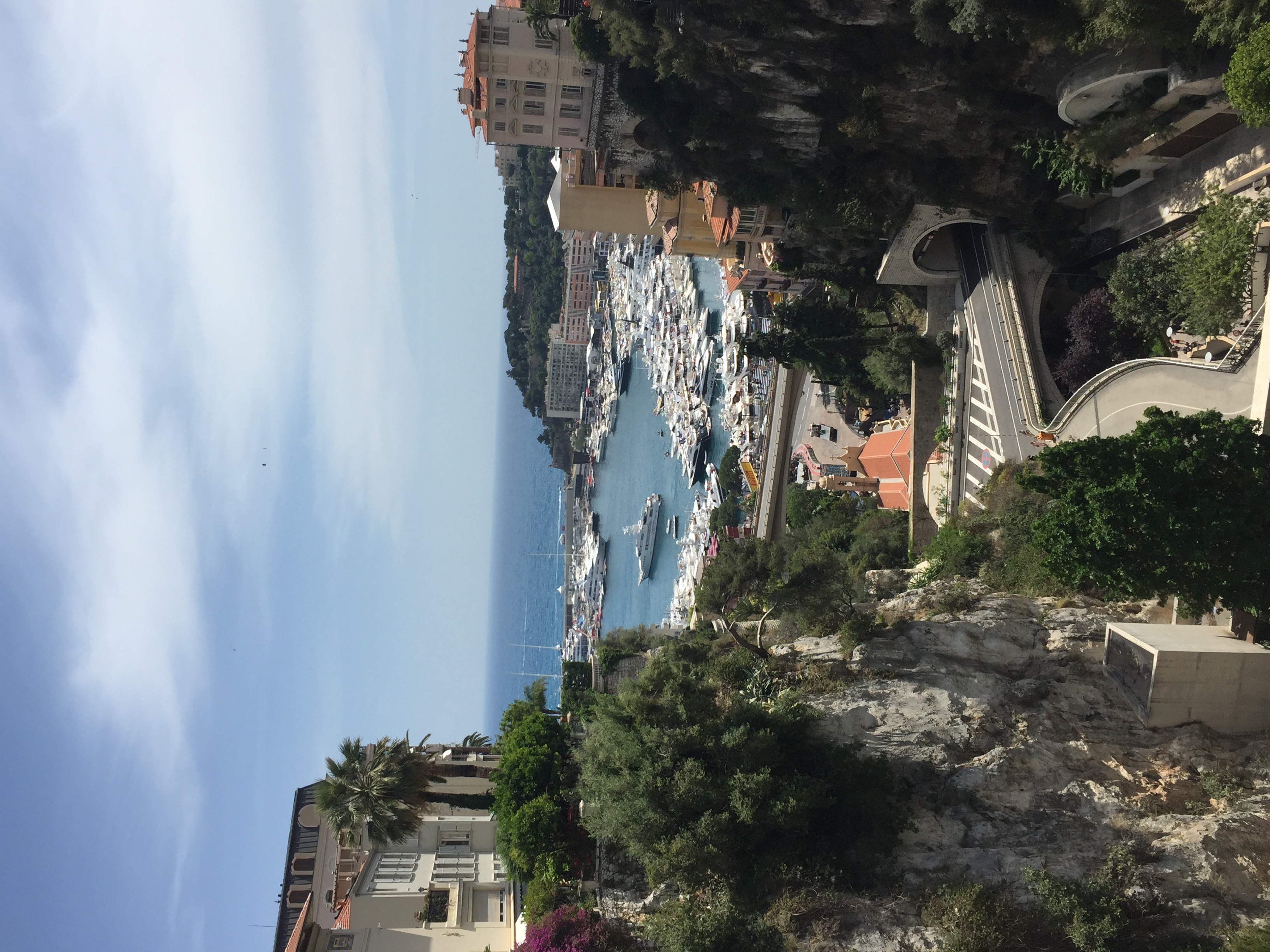 摩纳哥憾负尼斯，遗憾错失胜利机会