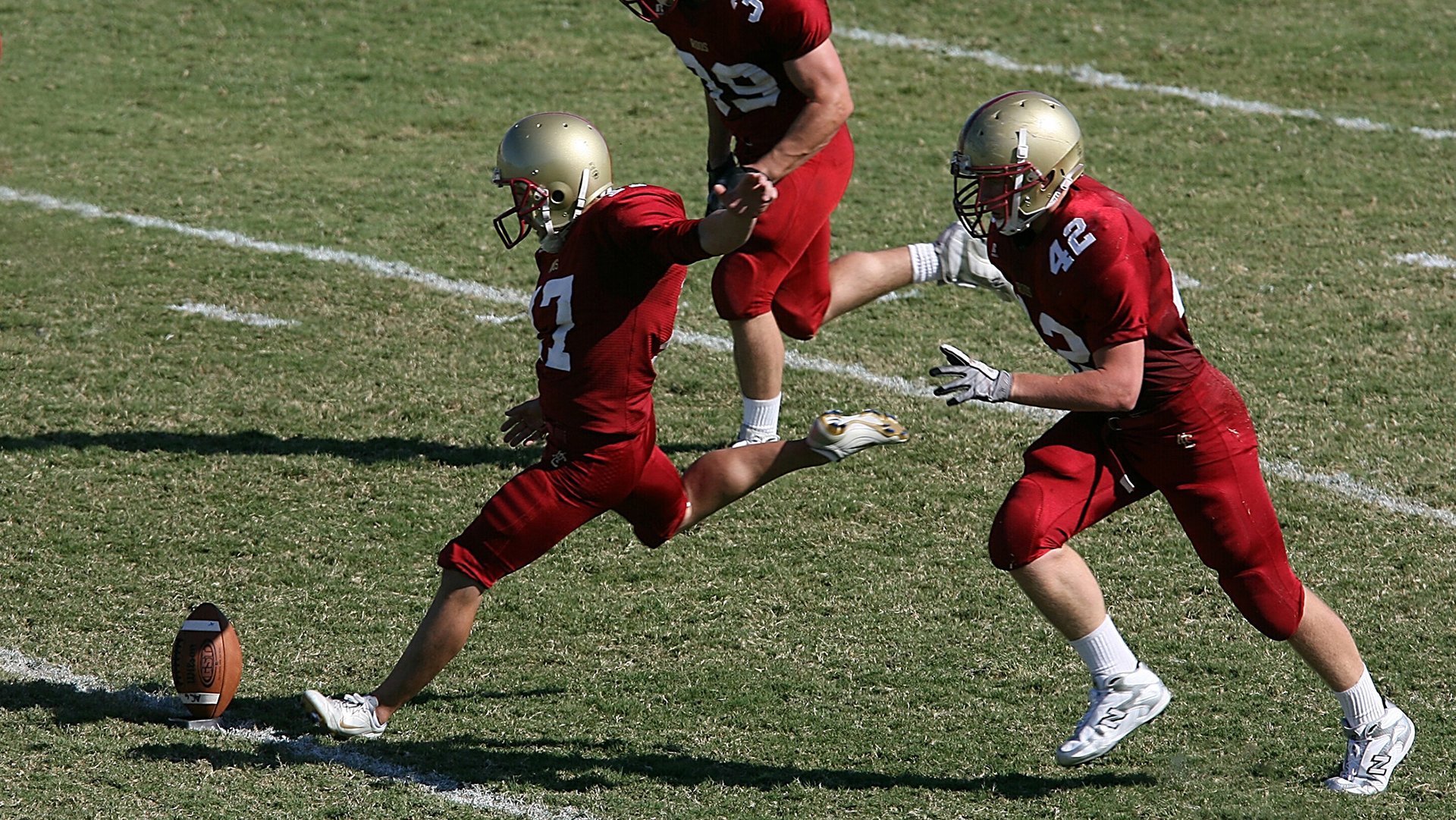 蒂姆在MAD比赛中出色防守，最后时刻胜出引发热议！气势如虹延续